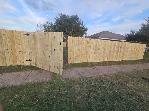 Privacy fence installation in Ada, Oklahoma